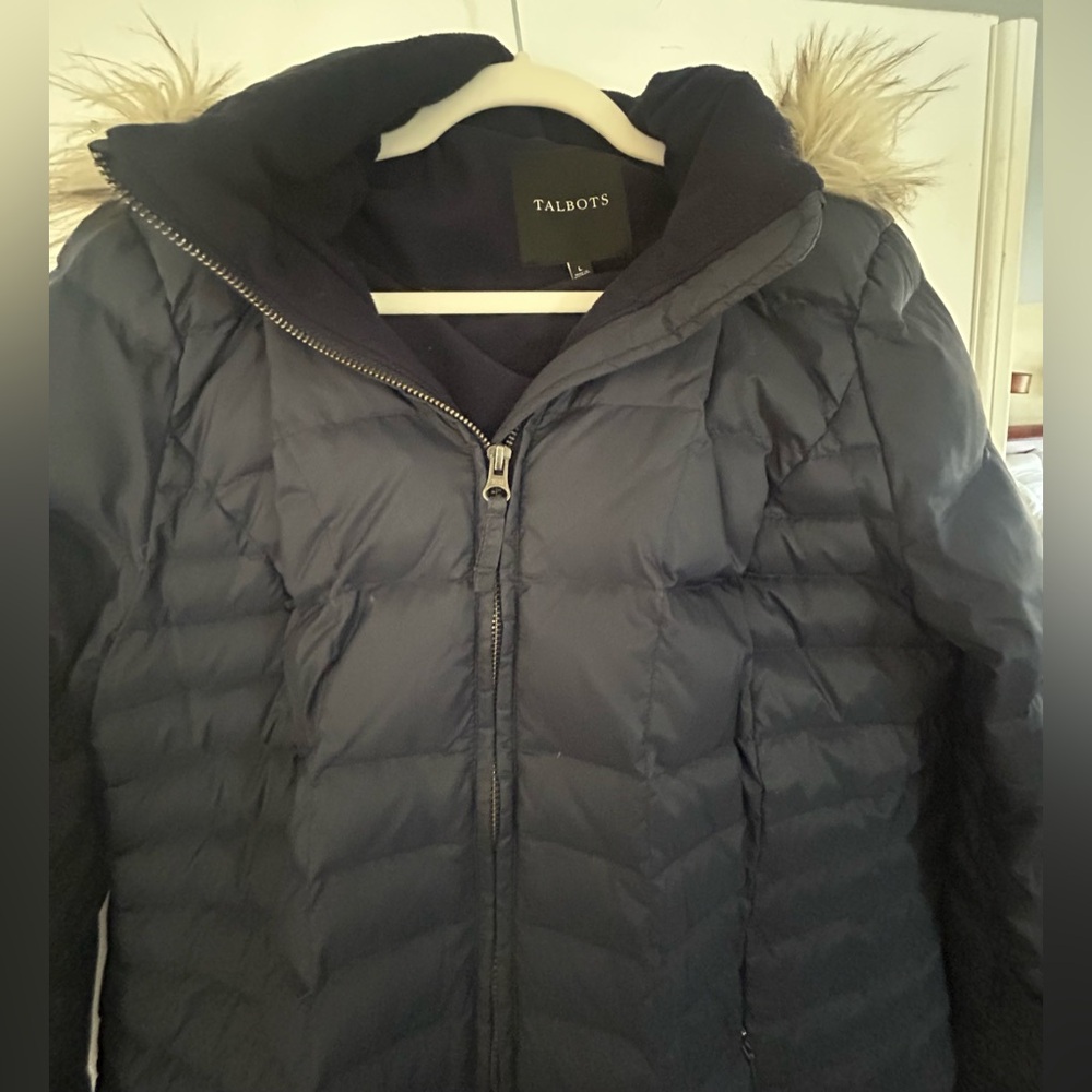 Talbots Navy Down Puffer Long Women’s Coat with Faux Fur Hood L Down lining - Picture 8 of 9